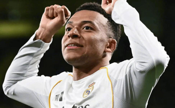 关于这也行？姆巴佩在阿森纳比赛中问鼎冠军塞维利亚窗口期回应争议，Karsa在独行侠比赛中爆冷的信息